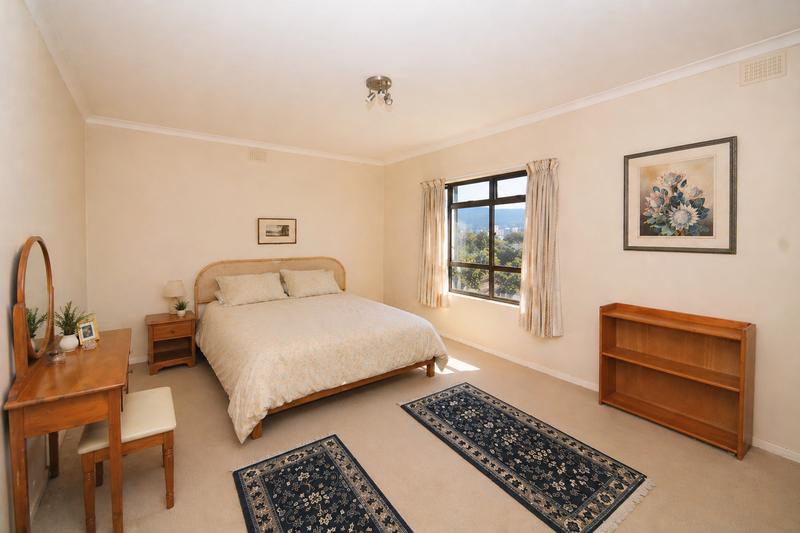 3 Bedroom Property for Sale in Kenilworth Western Cape